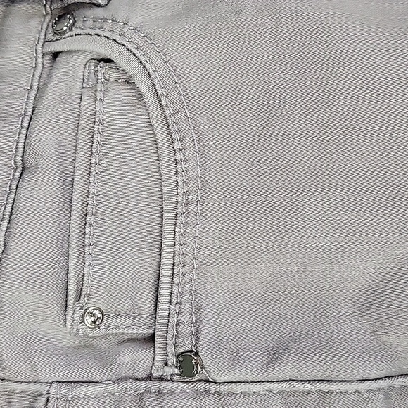 WHBM Womens Feel Beutifull Grey 2 Tone Faded Skinny Leg Jeans Size 2 - Picture 7 of 13